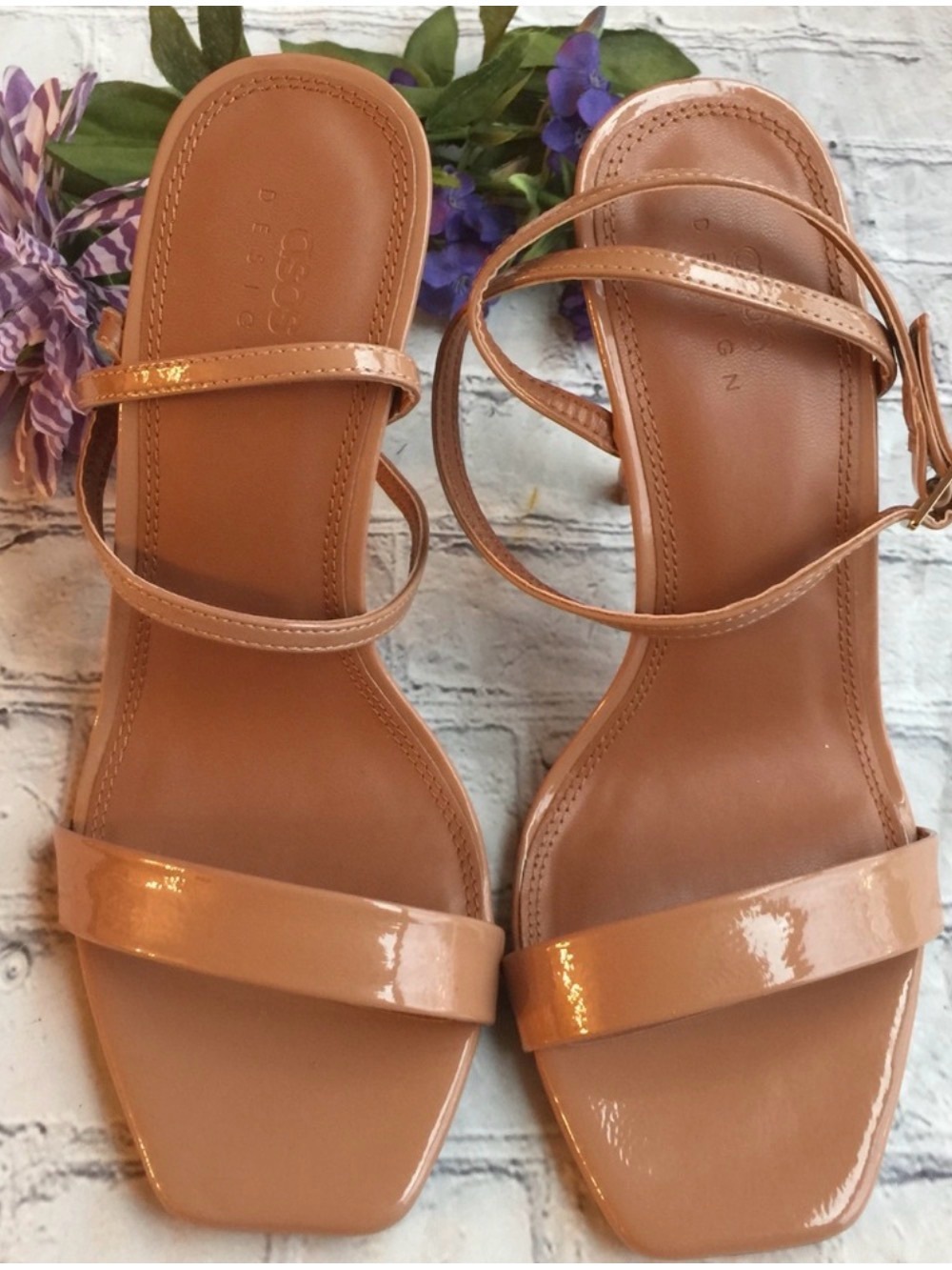 ASOS NALA BARELY THERE patent leather strap heeled sandals
HEELED SANDALS - Picture 2 of 6